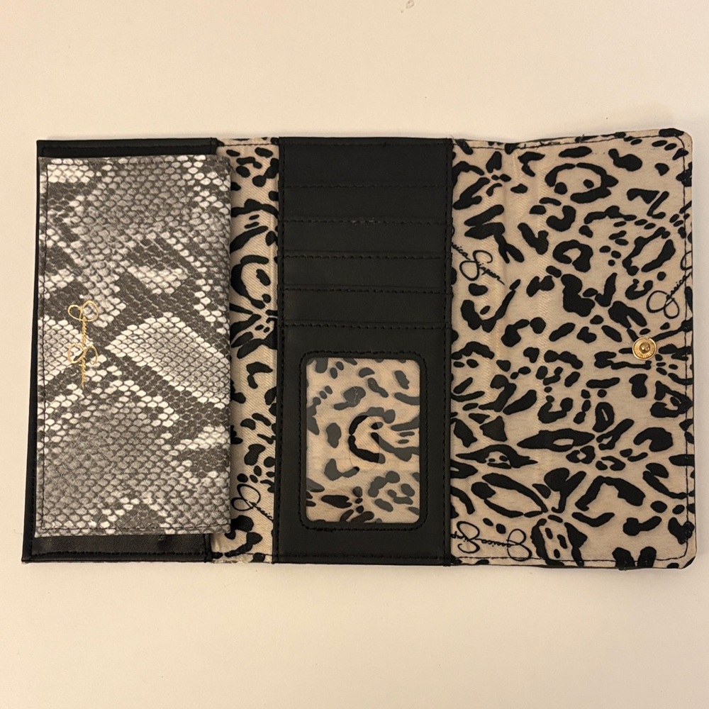 Jessica Simpson Black Python Wallet - Picture 7 of 12